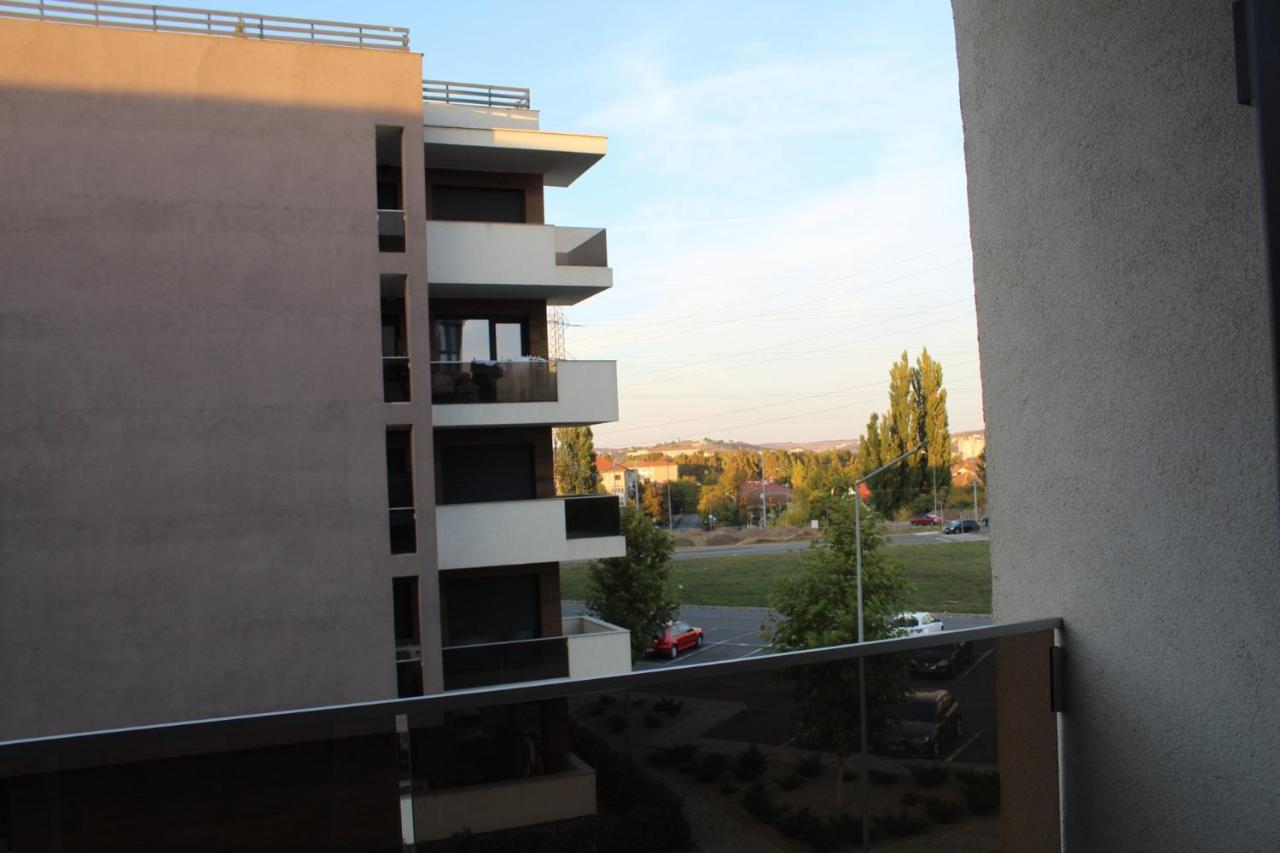 Apartman Sarah Apartment Oradea Ngoại thất bức ảnh