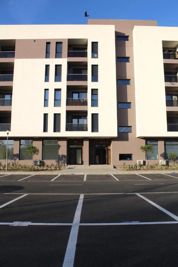 Apartman Sarah Apartment Oradea Ngoại thất bức ảnh
